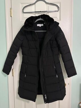 Calvin Klein Black Quilted Hooded Puffer Jacket with Faux Fur Trim